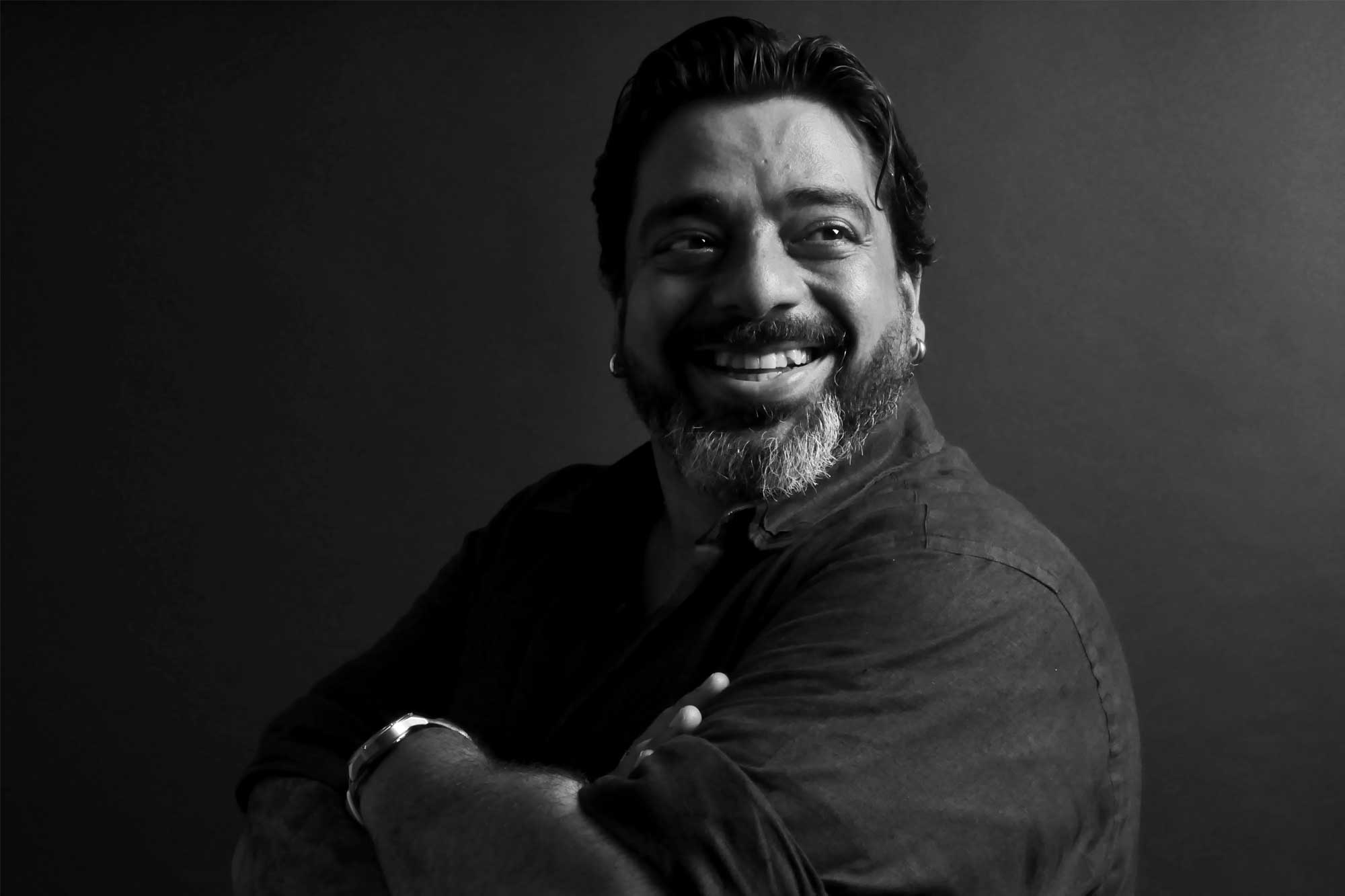 Read more about the article Book Jeeveshu Ahluwalia for Your Comedy Shows in 2025